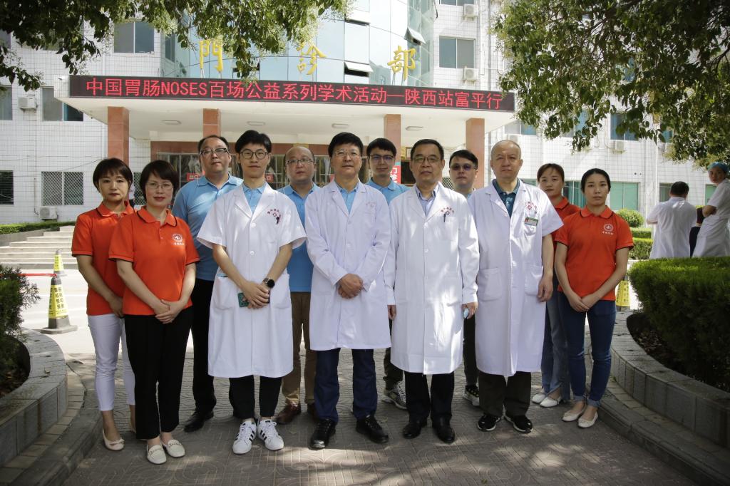  诺伊尔达成德甲三百场里程碑  